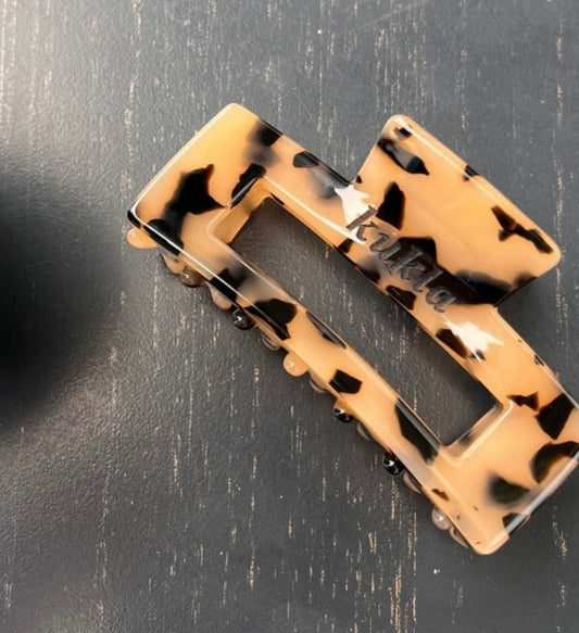 Medium Kukla In Leopard Hair Clip